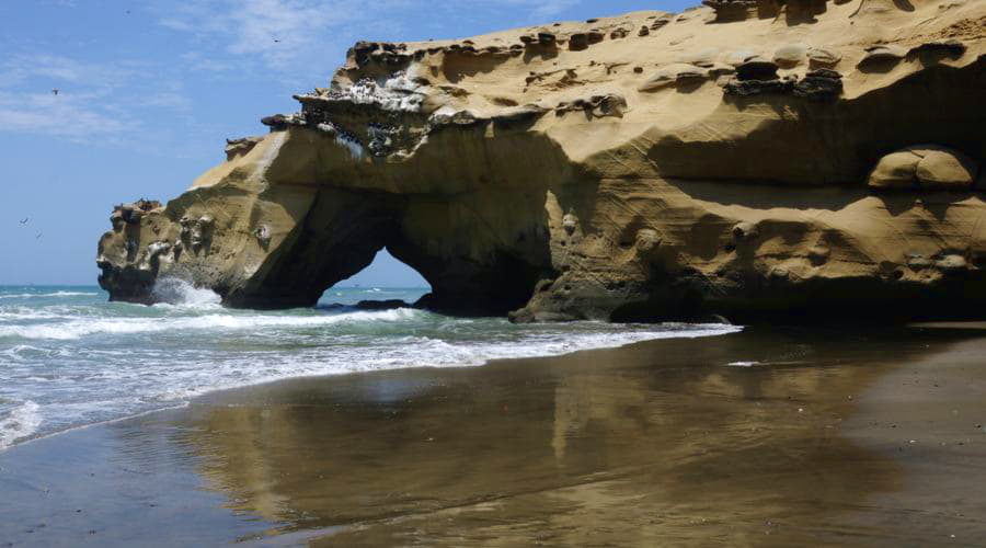 Nossos serviços de aluguel de carros oferecem uma seleção diversificada de veículos em Talara.